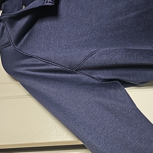 North Face XL periwinkle pullover - Picture 4 of 16